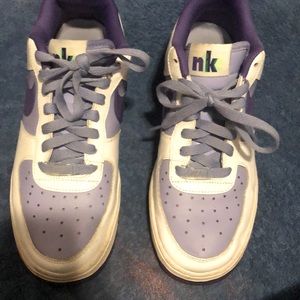 Nike air purple sneakers !